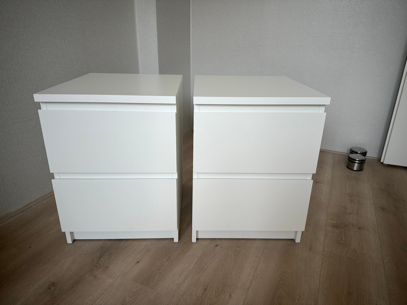 Twee ikea nachtkastjes wit, Ophalen, Zo goed als nieuw, Minder dan 45 cm
