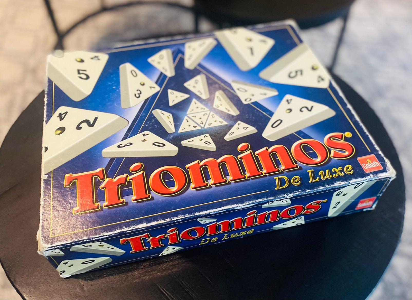 Triominos deluxe, Hobby en Vrije tijd, Gezelschapsspellen | Bordspellen, Een of twee spelers, Ophalen of Verzenden, Gebruikt