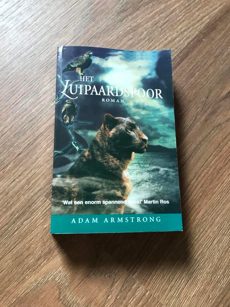 Het Luipaardspoor - Adam Armstrong (z.g.a.n.), Boeken, Ophalen of Verzenden, Zo goed als nieuw