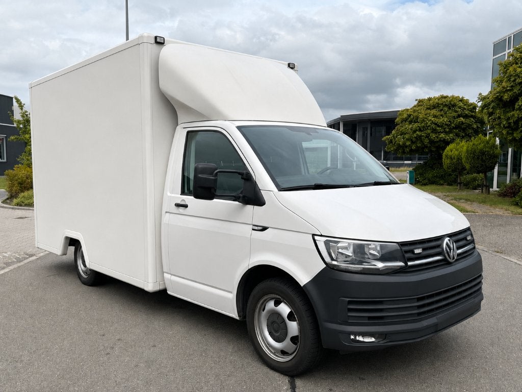 VWTransporter Dierenambulance Dierenservice aan huis Ex btw, Auto's, 150 pk, Volkswagen, Wit, Origineel Nederlands