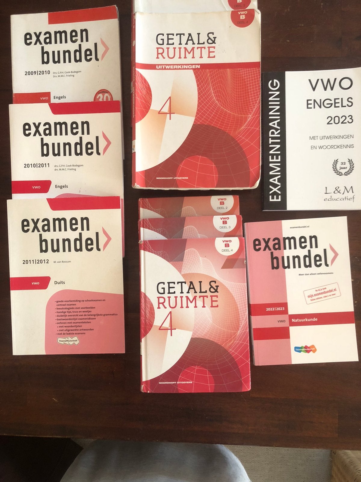 Uitwerkingen Getal & Ruimte VWO B deel 1 tm 4, Boeken, Ophalen, Gelezen, VWO, Wiskunde B