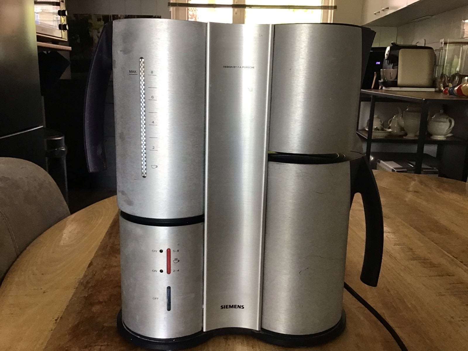 Siemens Koffiezetapparaat - Design by F.A. Porsche, Gebruikt, 10 kopjes of meer, Koffiemachine, Gemalen koffie