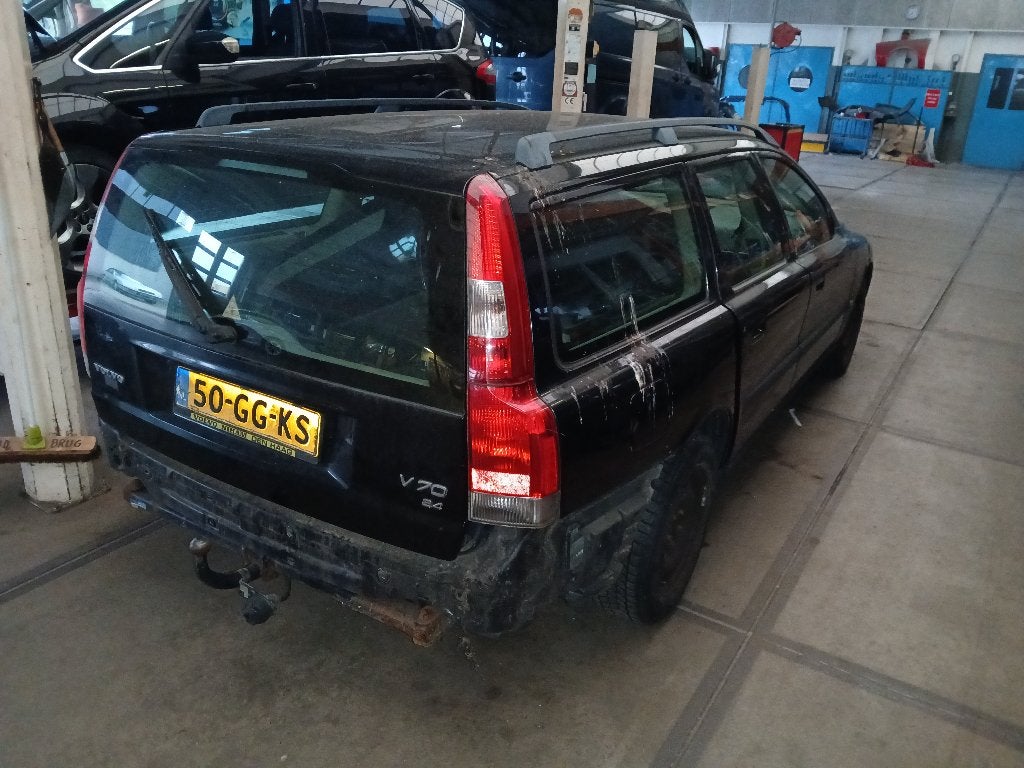 VOLVO V70 (bj 2000) ONDERDELEN PLAATWERK VERLICHTING, Ophalen, Volvo, Deur