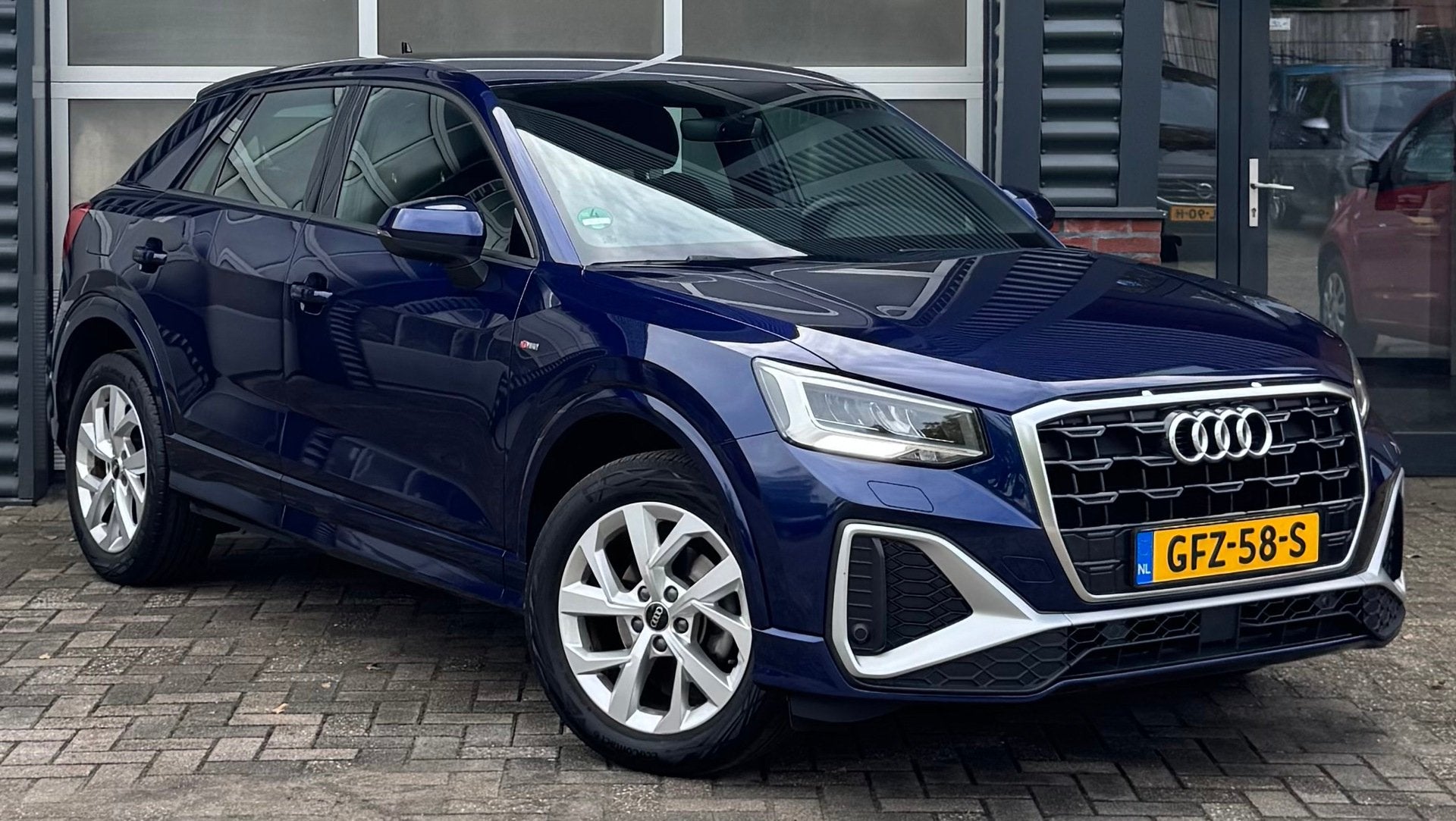 Foto 3 van Audi Q2 35 TFSI S-line Edition| Apple CarPlay | Camera | Dig
