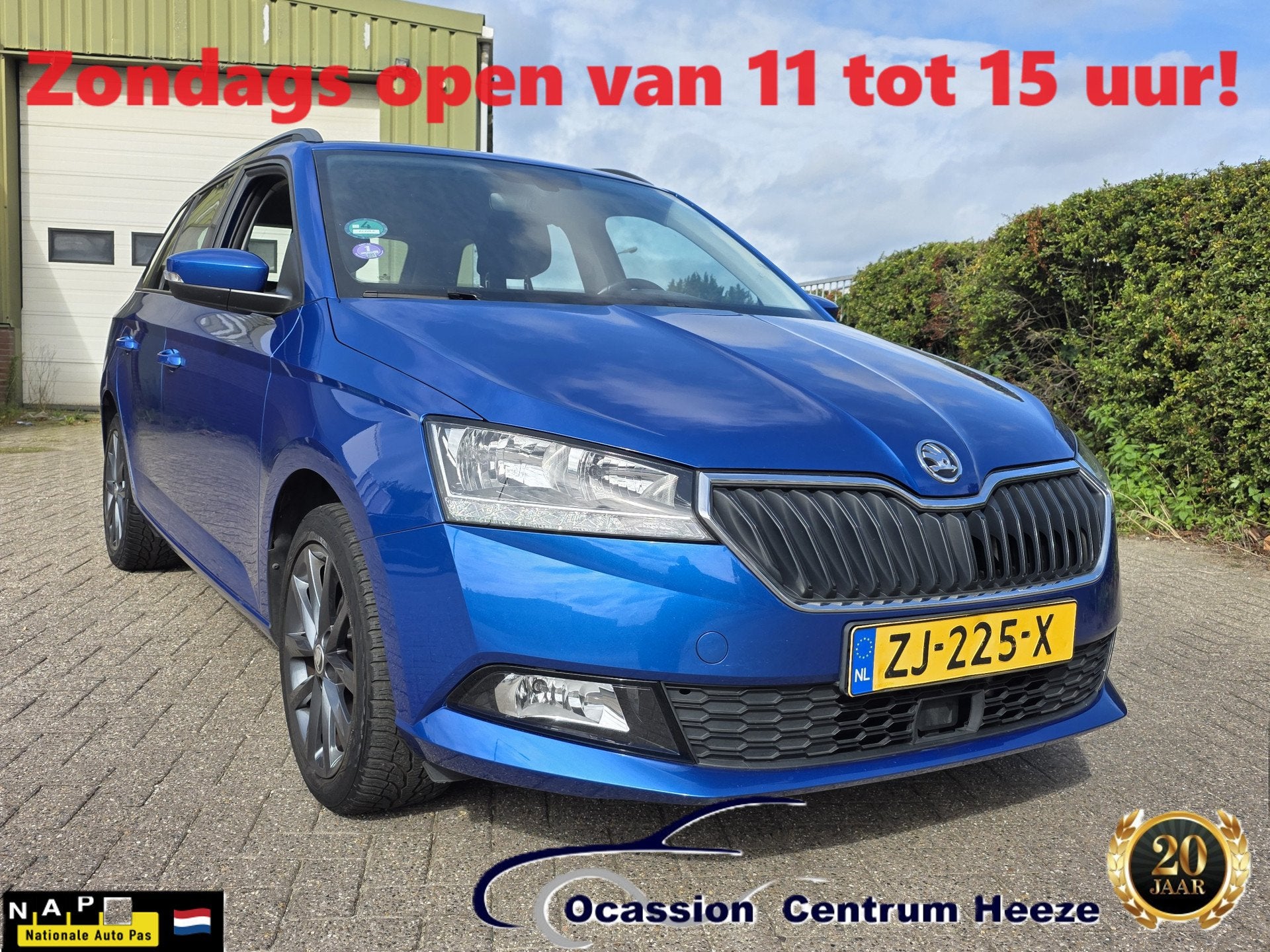 Skoda Fabia Combi 1.0 Business Ed, Carplay! Trekhaak! Apk 9-, Voorwielaandrijving, Dealer onderhouden, Gebruikt, Blauw