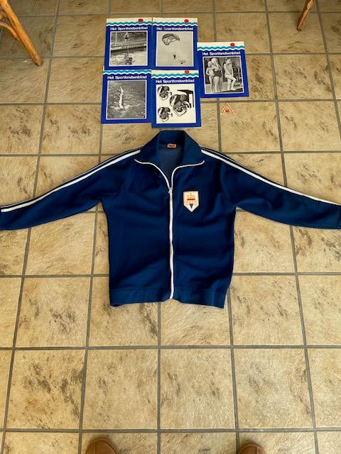 TRAININGSVEST KNZB, Ophalen of Verzenden, Zo goed als nieuw, Kleding