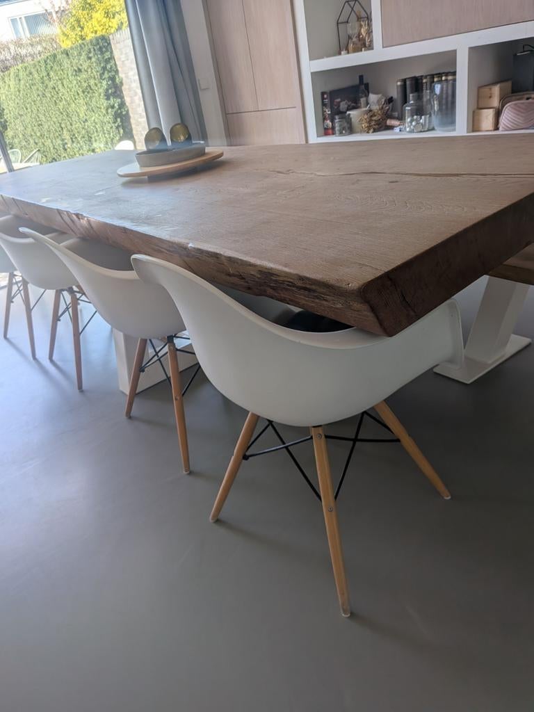Set van 4 witte eetkamerstoelen met houten poten, Huis en Inrichting, Stoelen, Gebruikt, Wit, Vier, Modern
