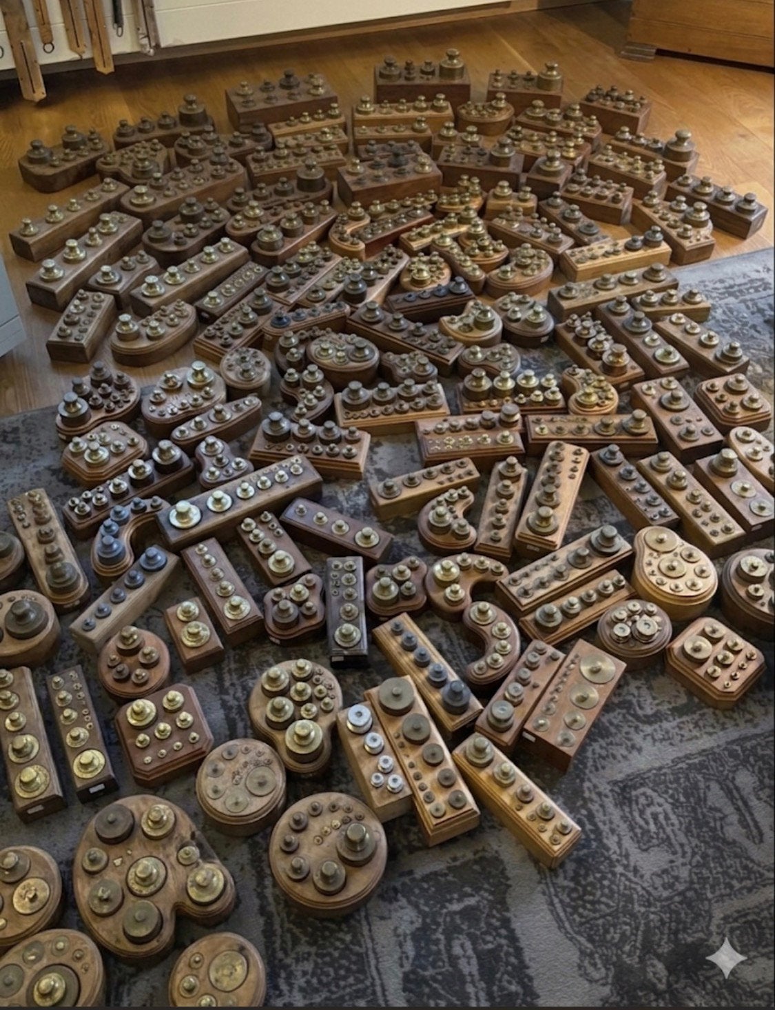 Heel veel oude geelkoper/rvs/lood gewichtenblokjes te koop, Antiek en Kunst, Ophalen of Verzenden, Koper