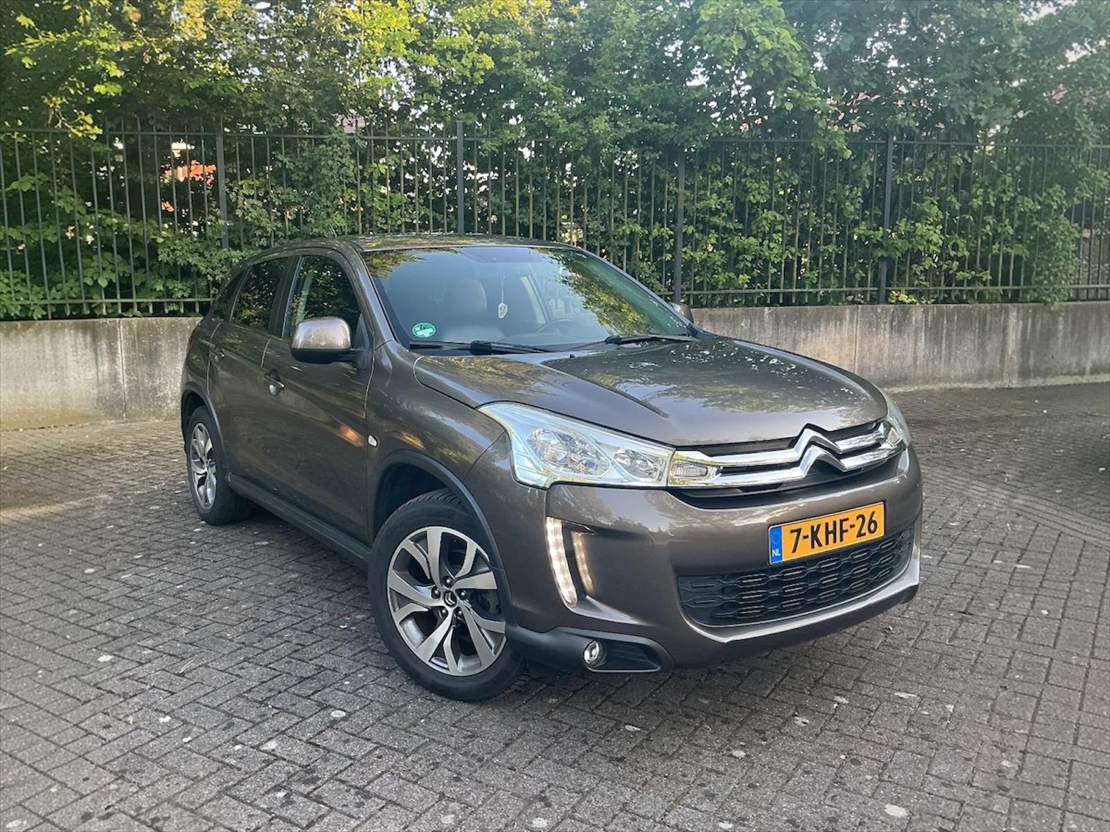 Citroën C4 Aircross 1.6 I 2WD 2013 Bruin APK 04-27, Auto's, Citroën, Voorwielaandrijving, 1280 kg, Zwart, Bruin