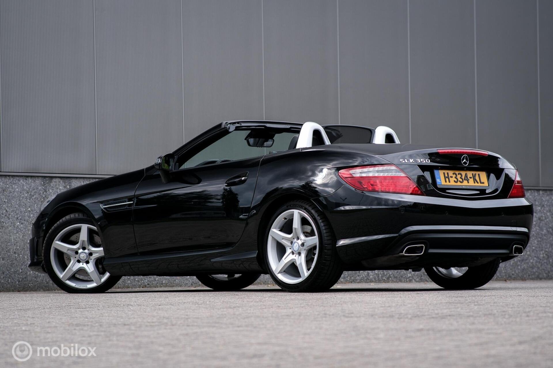 Mercedes SLK-klasse 350 AMG Line 306 PK | Panorama | Airscar, Auto's, Automaat, Euro 5, Achterwielaandrijving, Zwart