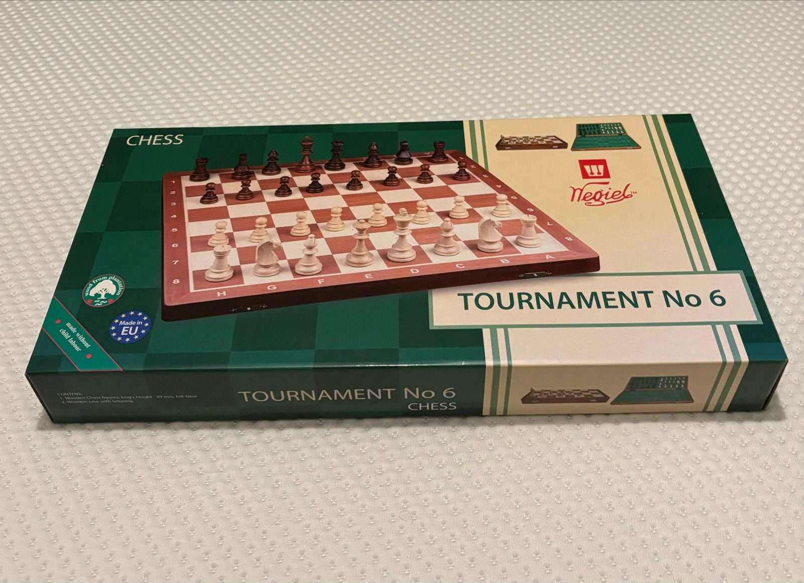 Mooi tournament houten schaakspel in bordkoffer, Een of twee spelers, Ophalen of Verzenden, Zo goed als nieuw, Reisspel