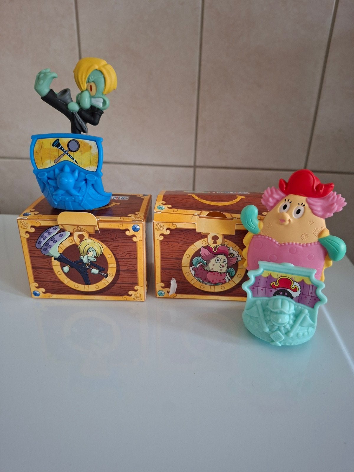 SpongeBob en One Piece McDonald's Happy Meal Speeltjes, Ophalen of Verzenden, Zo goed als nieuw