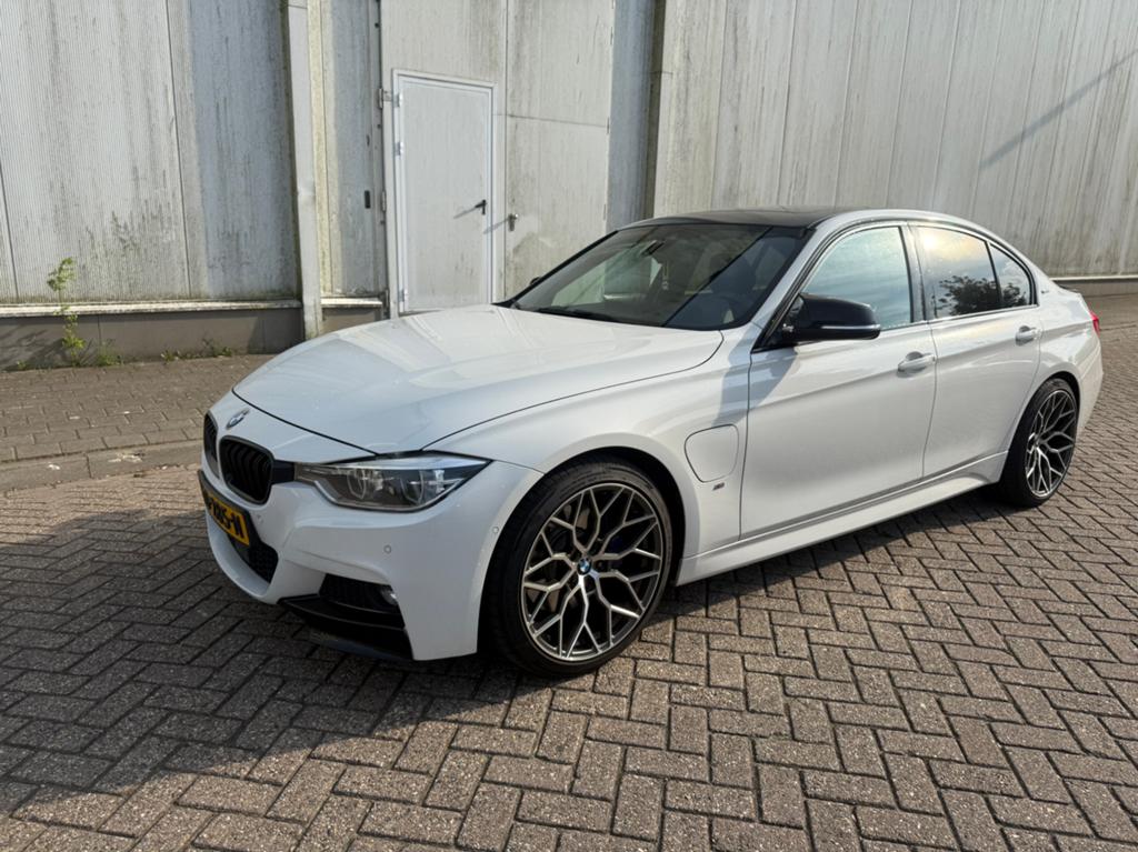 BMW 3-Serie 330e Iperformance 252pk Aut 2016 Wit, Auto's, 1998 cc, Achterwielaandrijving, 48 km/l, Wit