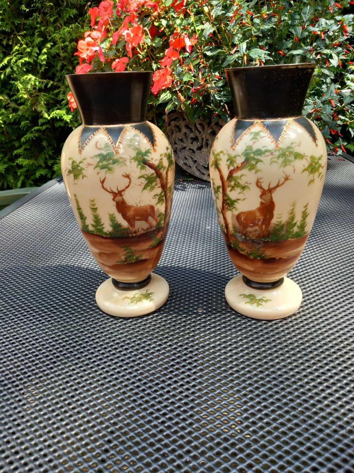 Antiek opaline glazen vazen edelherten, Antiek en Kunst, Antiek | Vazen, Ophalen of Verzenden
