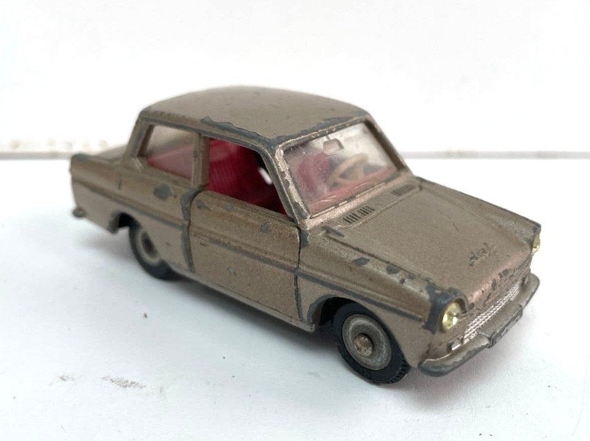 Vintage Dinky Toys DAF 33 Speelgoedauto - Made in France, Ophalen of Verzenden, Gebruikt, Auto, Dinky Toys