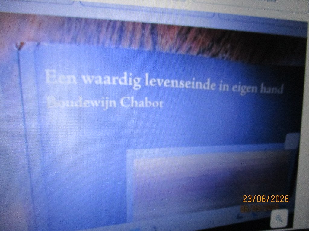 Een waardig levenseinde in eigen hand Chabot 9789071487019 #, Boeken, Ophalen of Verzenden, Gelezen