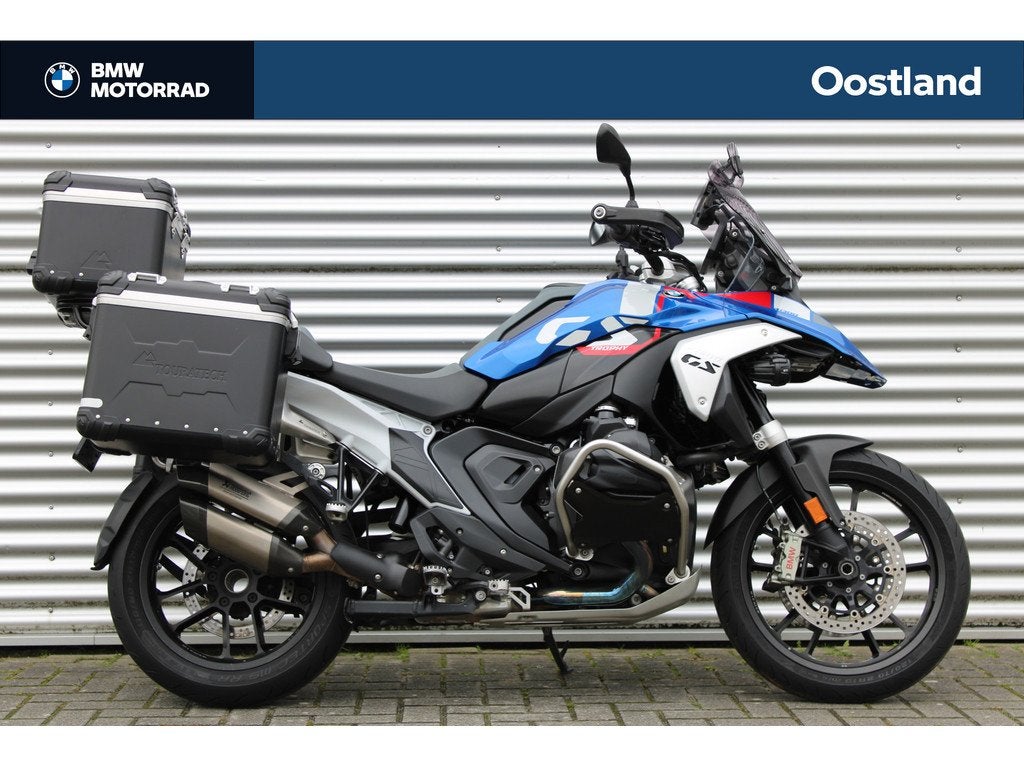 BMW R 1300 GS | Akrapovic | 3-delige Touratech kofferset, Motoren, Verkoop.motorrad@oostland-enschede.nl, Handvatverwarming, Spaansland 10
7543BG  ENSCHEDE, NL