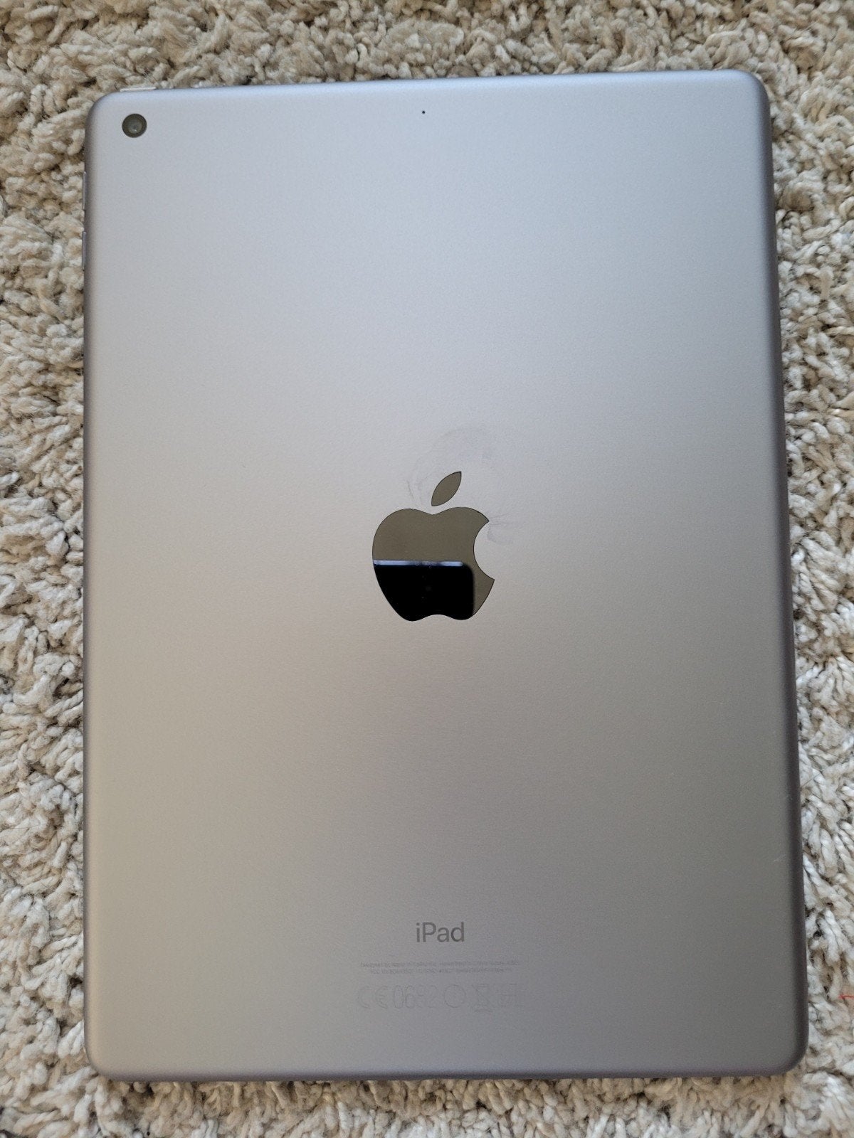 Apple iPad (5e generatie) 32GB Wi-Fi Spacegrijs, Computers en Software, Apple iPads, Ophalen, Gebruikt, 32 GB, Apple iPad