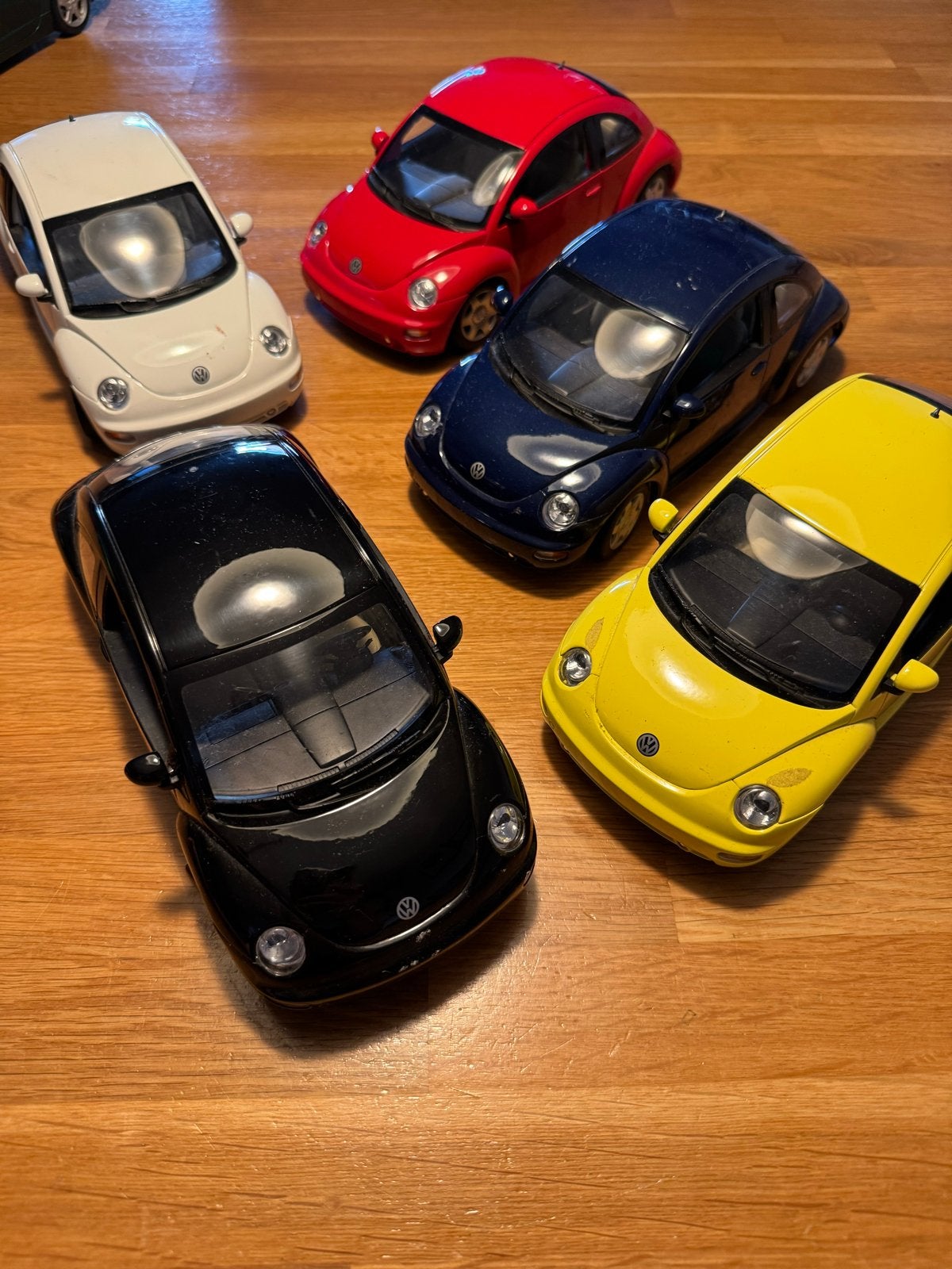 Maisto - Volkswagen Beetle - 1:18, Ophalen of Verzenden, Gebruikt, Auto, Maisto