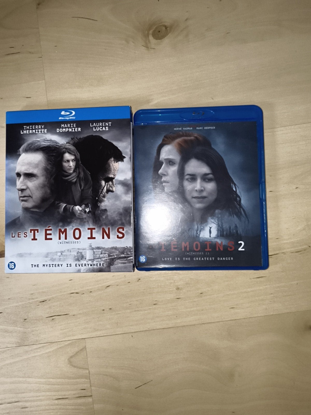 Les Temoins, Ophalen of Verzenden, Zo goed als nieuw