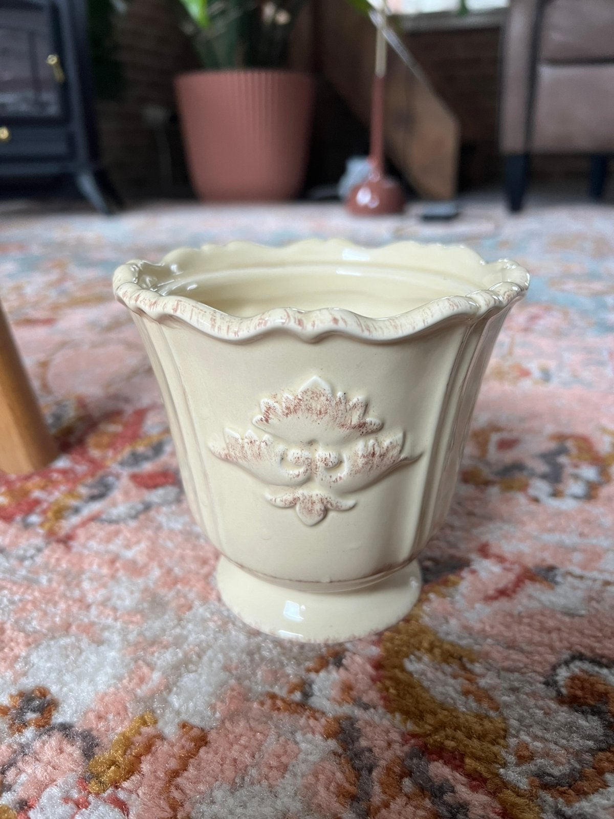 Beige brocant planten potje 13 cm, Huis en Inrichting, Woonaccessoires | Vazen, Beige, Ophalen of Verzenden, Zo goed als nieuw