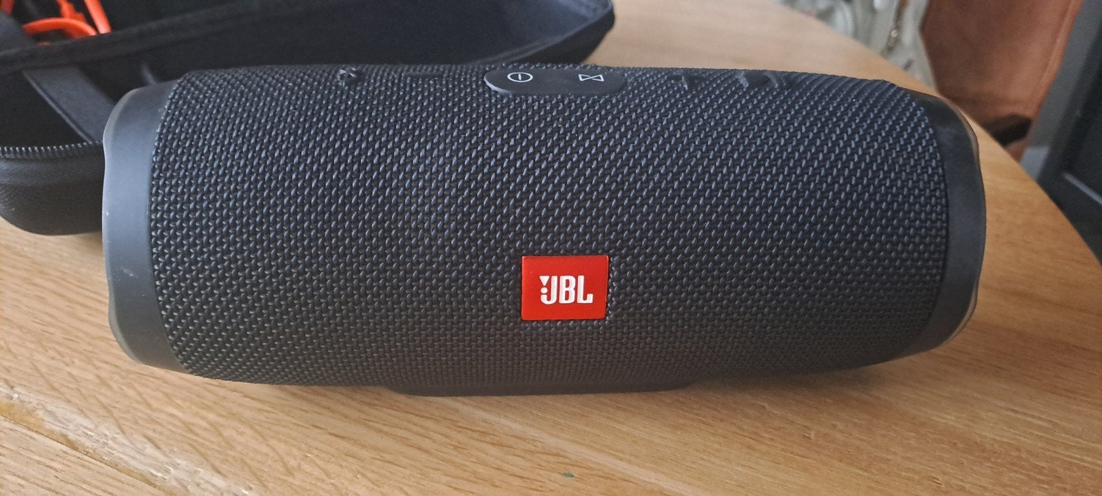 JBL Charge 3 Draagbare Bluetooth Speaker met Hoes, Gebruikt, JBL, Draagbare speaker, Minder dan 60 watt
