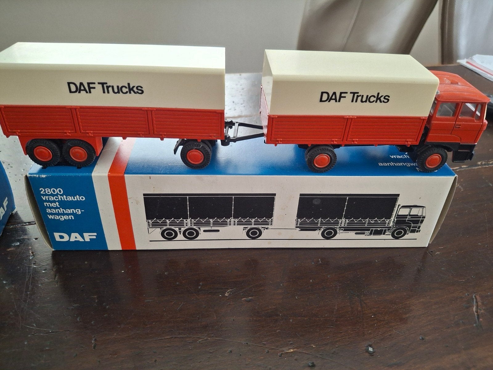 DAF Trucks modelauto's: Trekker met oplegger & Vrachtauto, Gebruikt, 1:32 tot 1:50, Truck, Ophalen