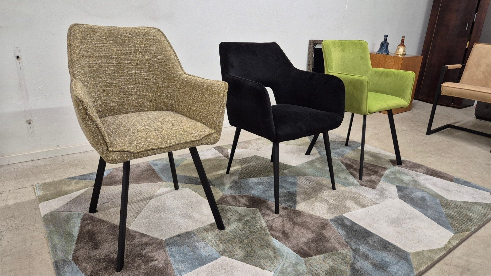 Losse set nieuwe design stoelen 6 stuks direct beschikbaar!, Huis en Inrichting, Stoelen, Overige materialen, Overige kleuren