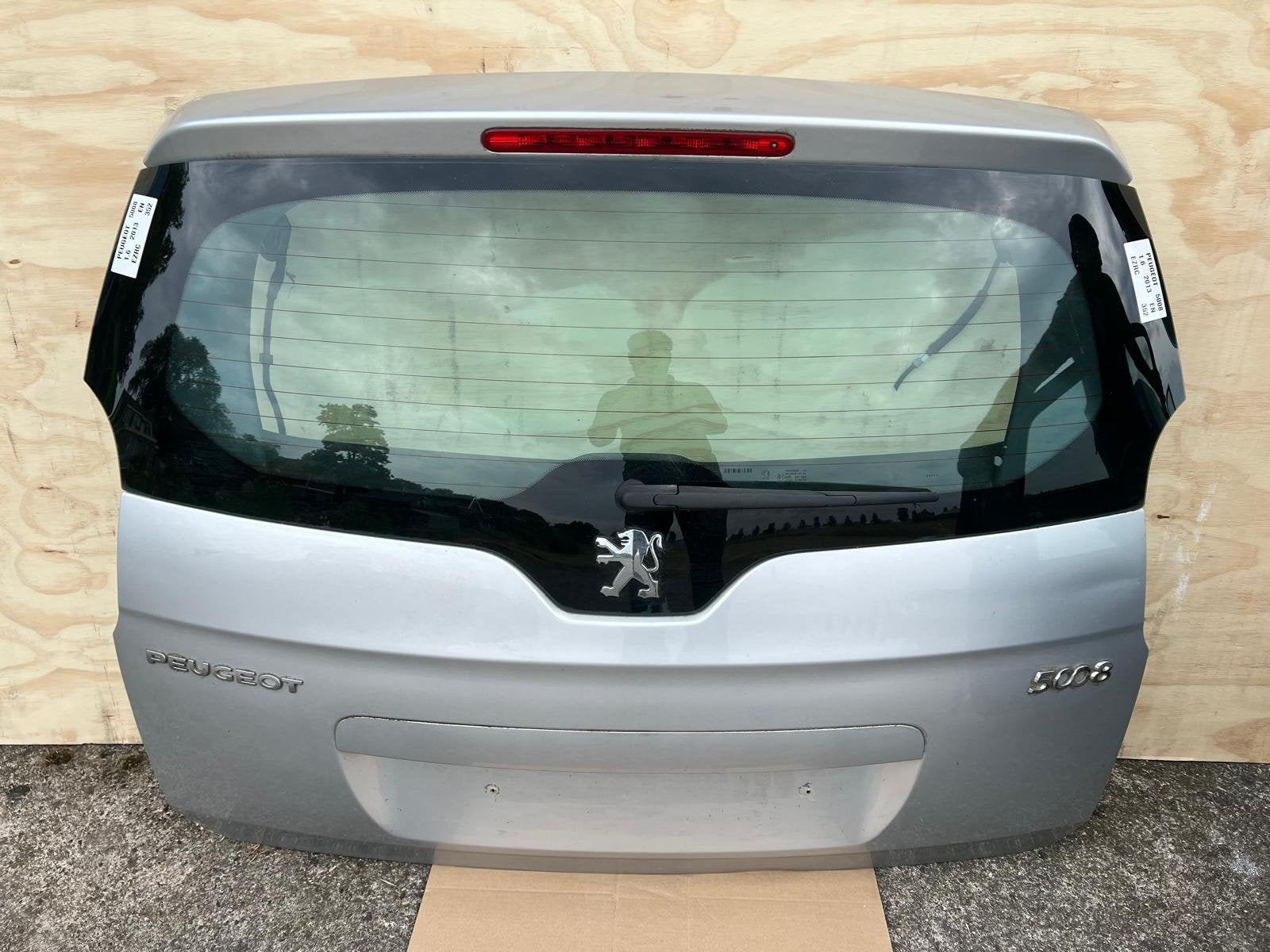 Peugeot 5008 EZRC Grijs Achterklep 2009 2017, Taurusavenue 1
2132 LS  Hoofddorp, NL, Gebruikt, Contact.group@renault.com, Ophalen of Verzenden