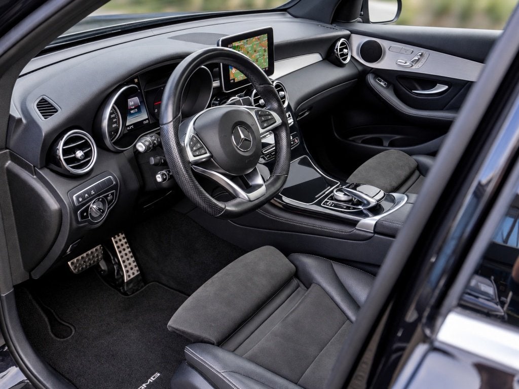 Mercedes-Benz GLC GLC 220D 4MATIC AMG Line | Pano | Memory, Auto's, Automaat, Gebruikt, 4 cilinders, 2500 kg