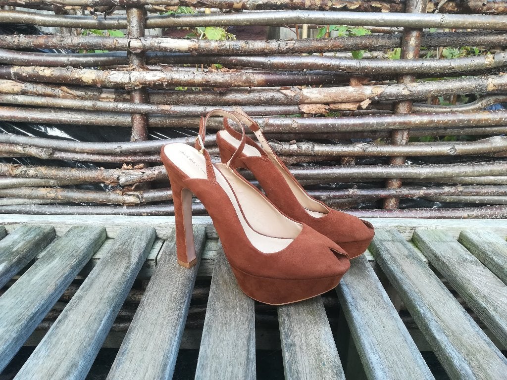 Zara Slingback Peeptoe Pumps maat 38, Bruin, Zara, Ophalen of Verzenden, Zo goed als nieuw