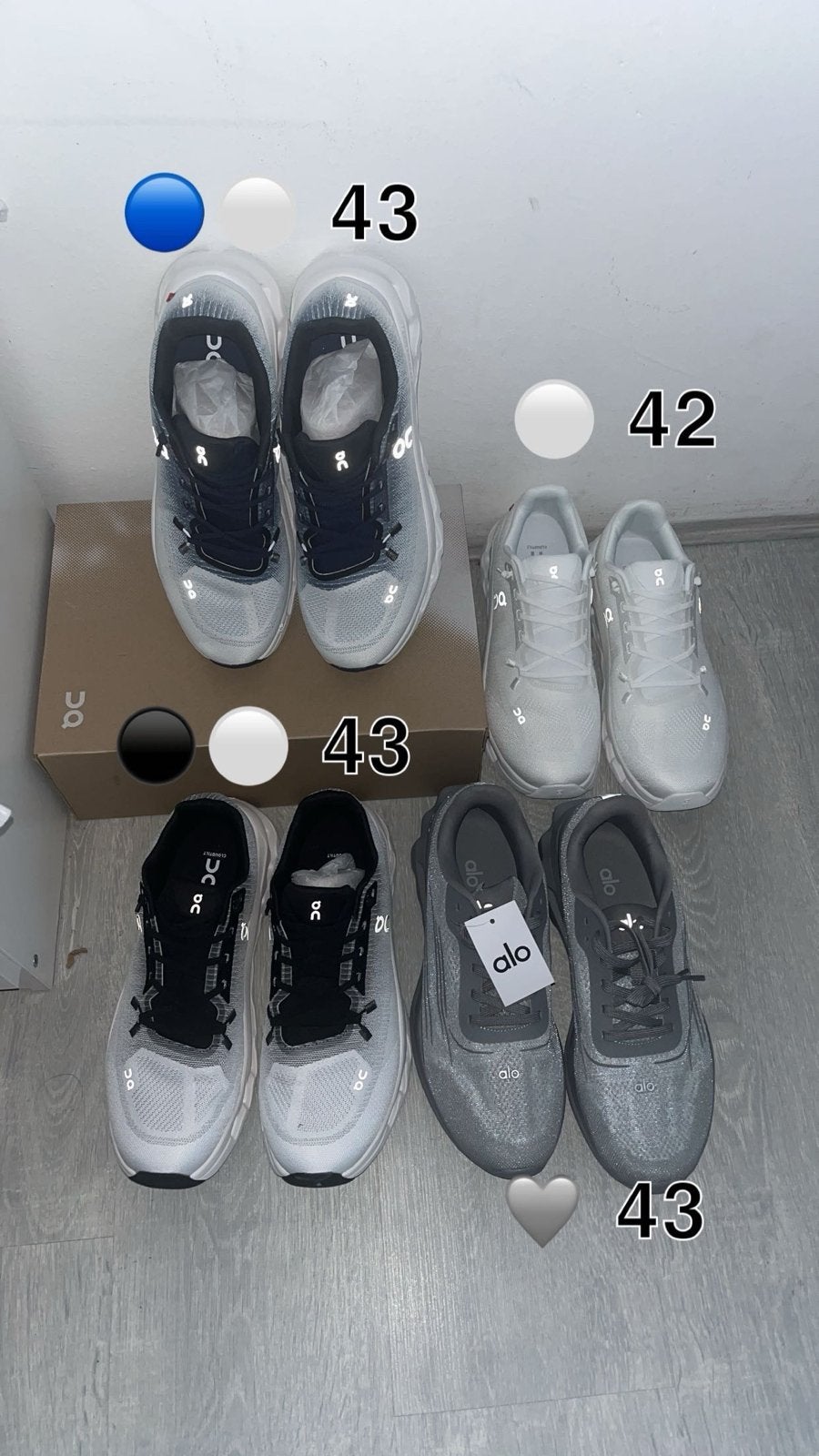 Diverse sneakers: On Running, Alo Yoga (maten 42-43), Ophalen of Verzenden, Zo goed als nieuw, Wit, Sneakers of Gympen