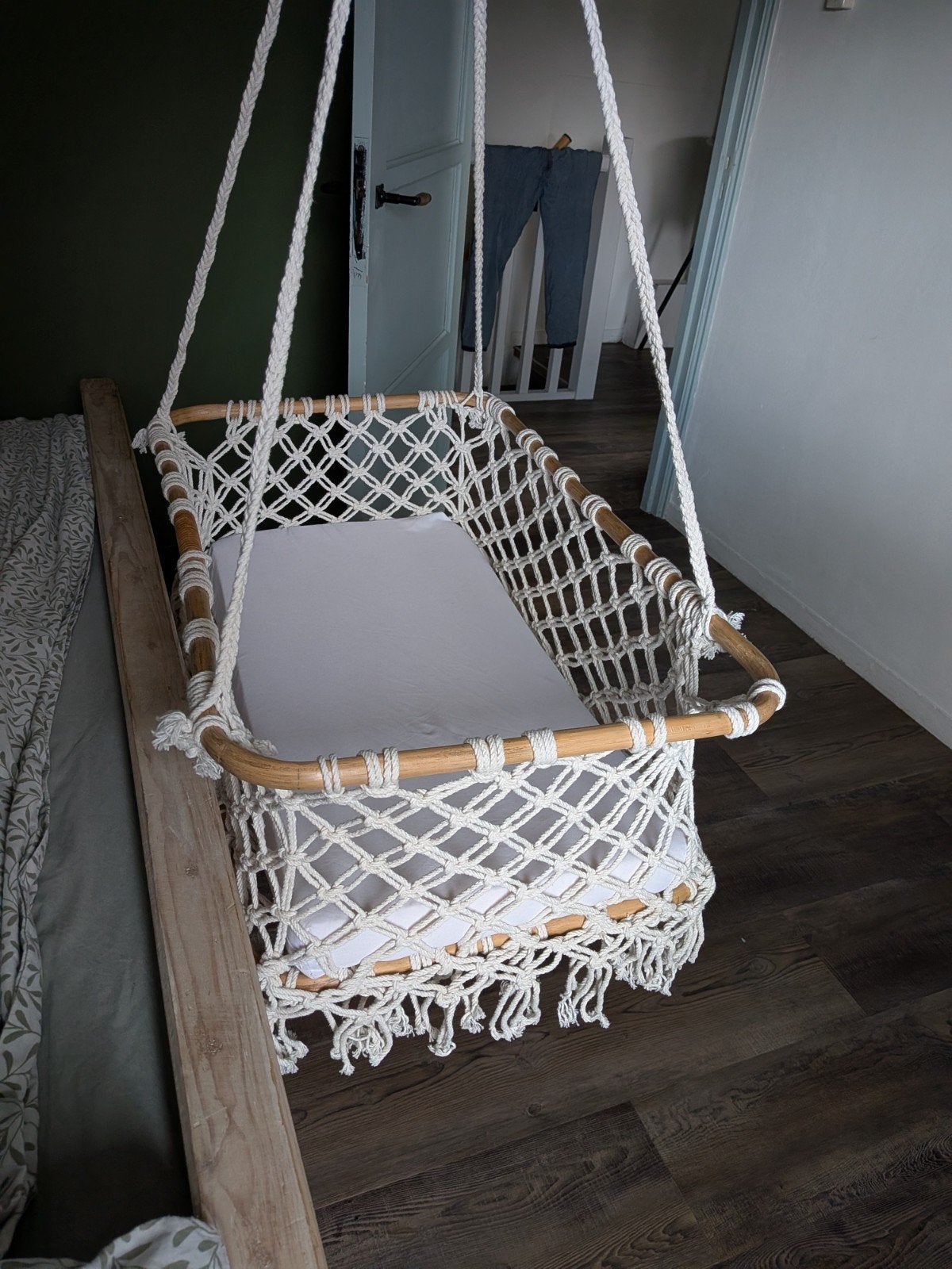 Boho witte hangwieg, macramé, 81x49x31cm, Kinderen en Baby's, Babywiegjes en Ledikanten, Ophalen, Zo goed als nieuw, Wieg