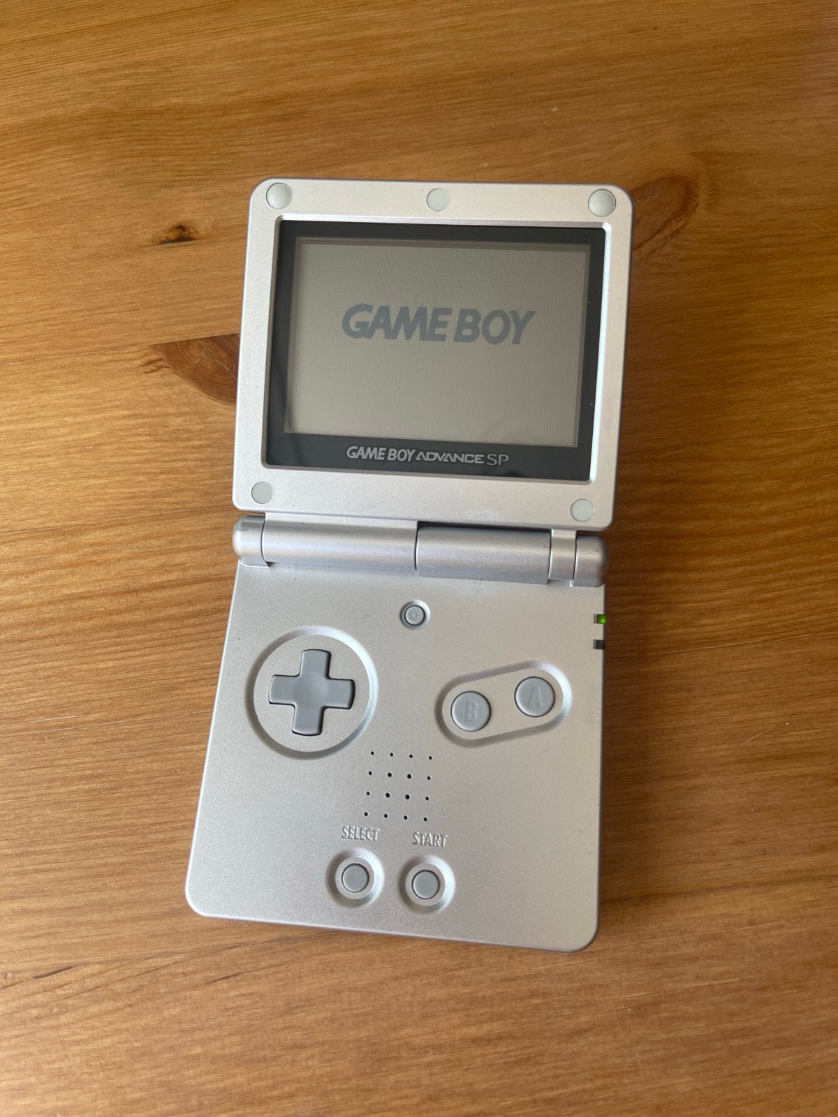 Nintendo Game Boy Advance SP - Zilver, Ophalen of Verzenden, Zo goed als nieuw