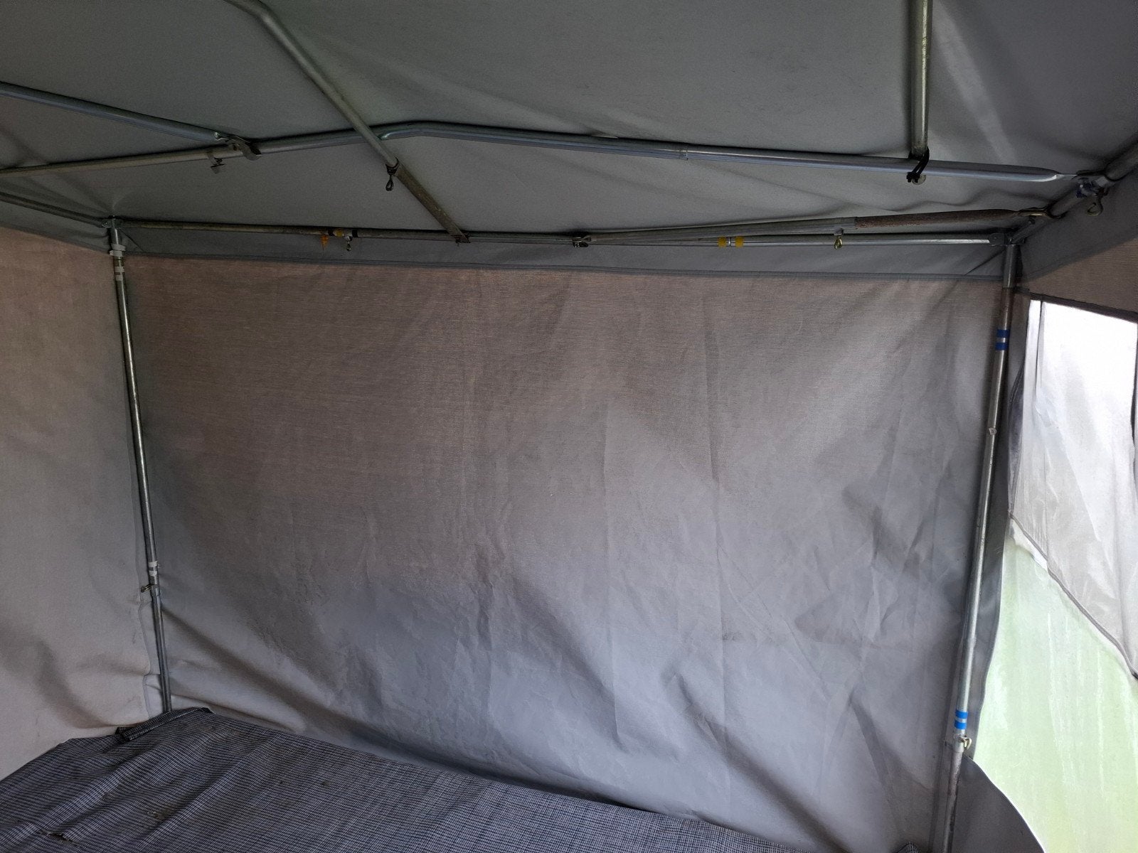 1 mooie schuurtent maat 12, Caravans en Kamperen, Ophalen of Verzenden