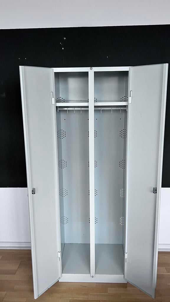 Stalen lockerkast, Ophalen, 50 tot 100 cm, Zo goed als nieuw, Met slot