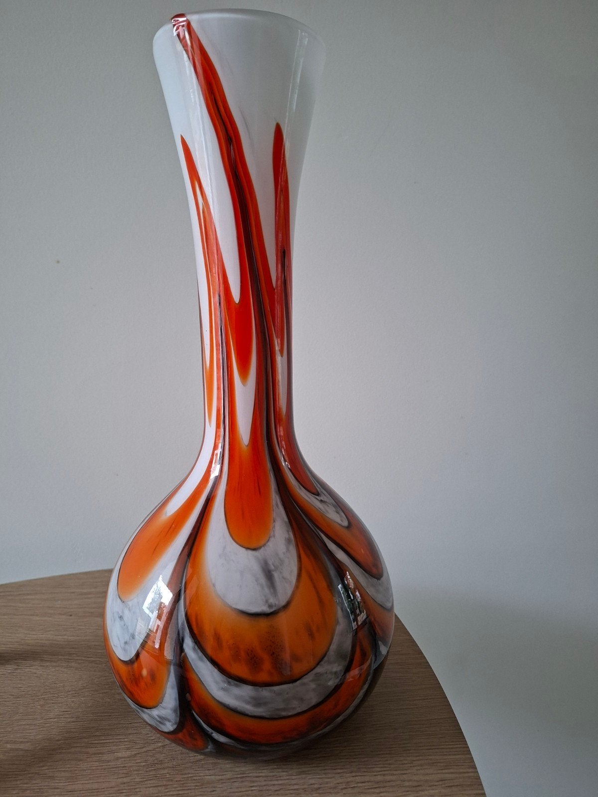 Grote Murano vaas - 34 cm hoog, oranje/wit/grijs, Ophalen of Verzenden