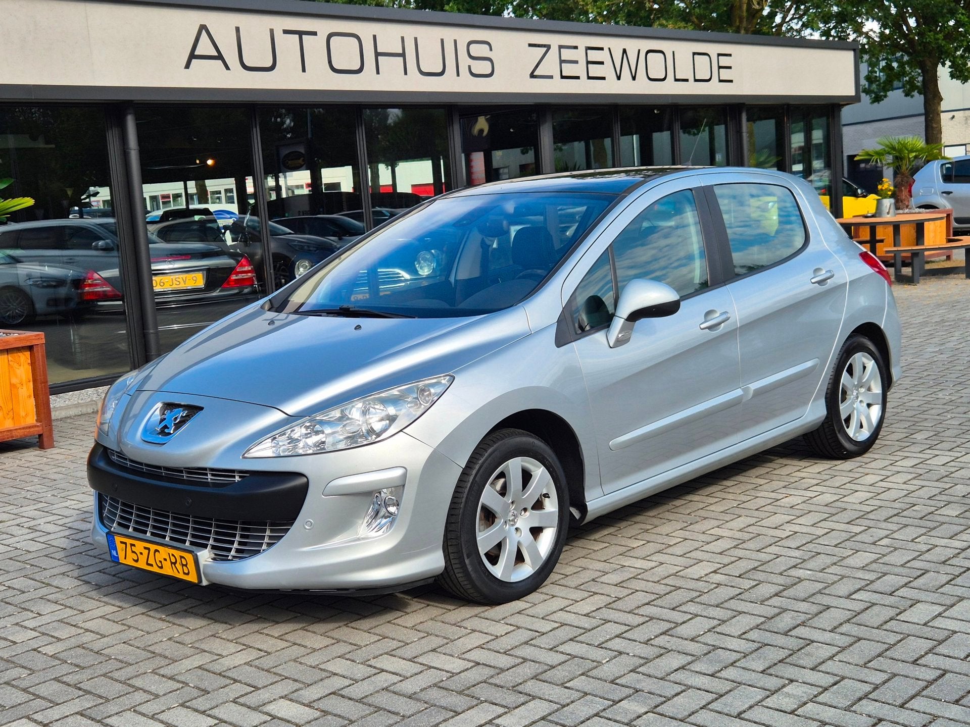 Peugeot 308 1.6 PANO LEDER AUTOMAAT NAP!, Auto's, Peugeot, 1330 kg, Gebruikt, 4 cilinders, 715 kg