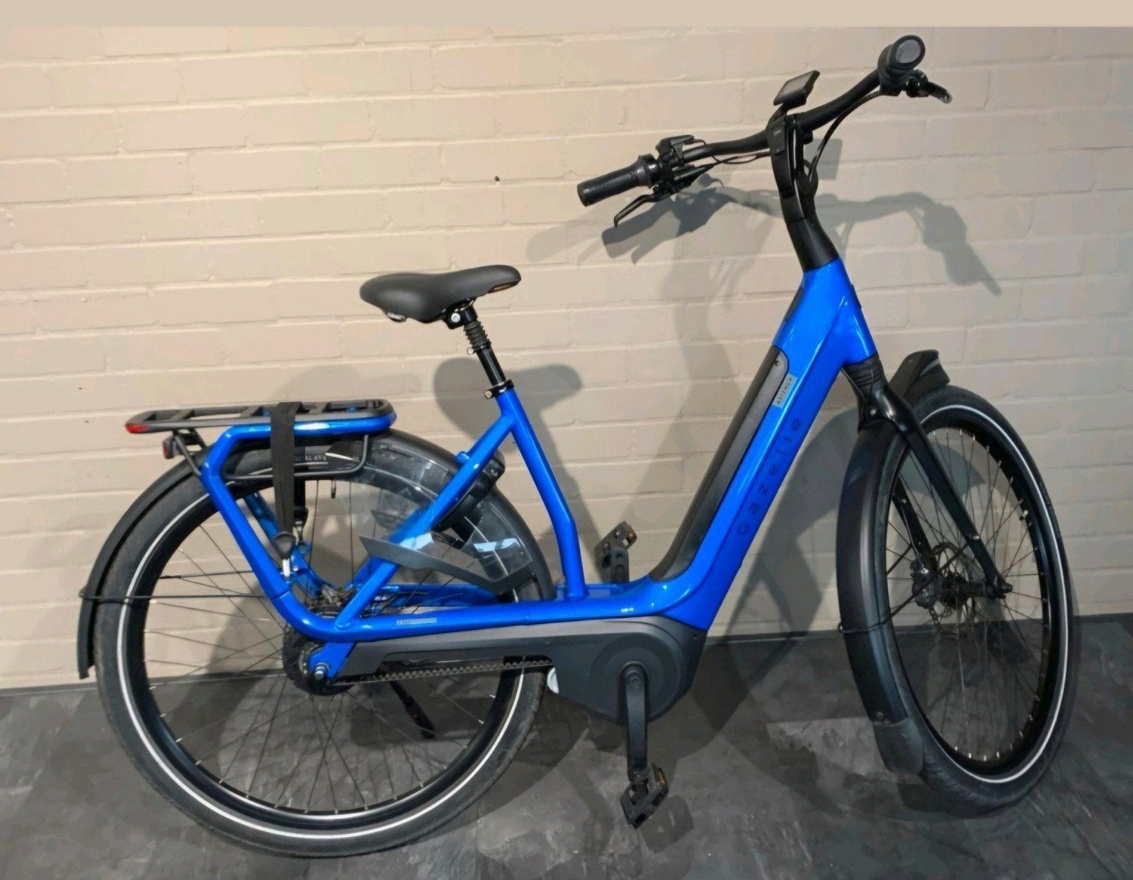 gazelle avignon. 2024.  3500 km. riem.  625 bat, 47 tot 51 cm, Ophalen, Zo goed als nieuw, Gazelle