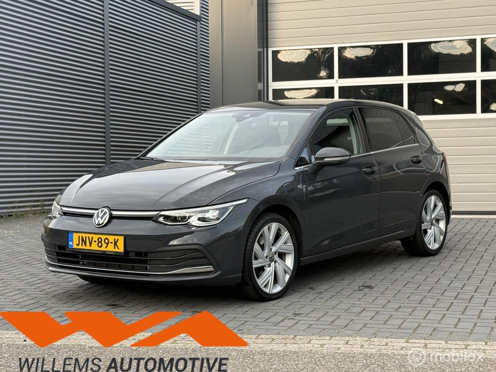 Volkswagen Golf 1.4 eHybrid 204PK 18'inch-ACC-Memory-Massage, 4 cilinders, Plug-in hybride, Zilver of Grijs, Automatische klimaatregeling