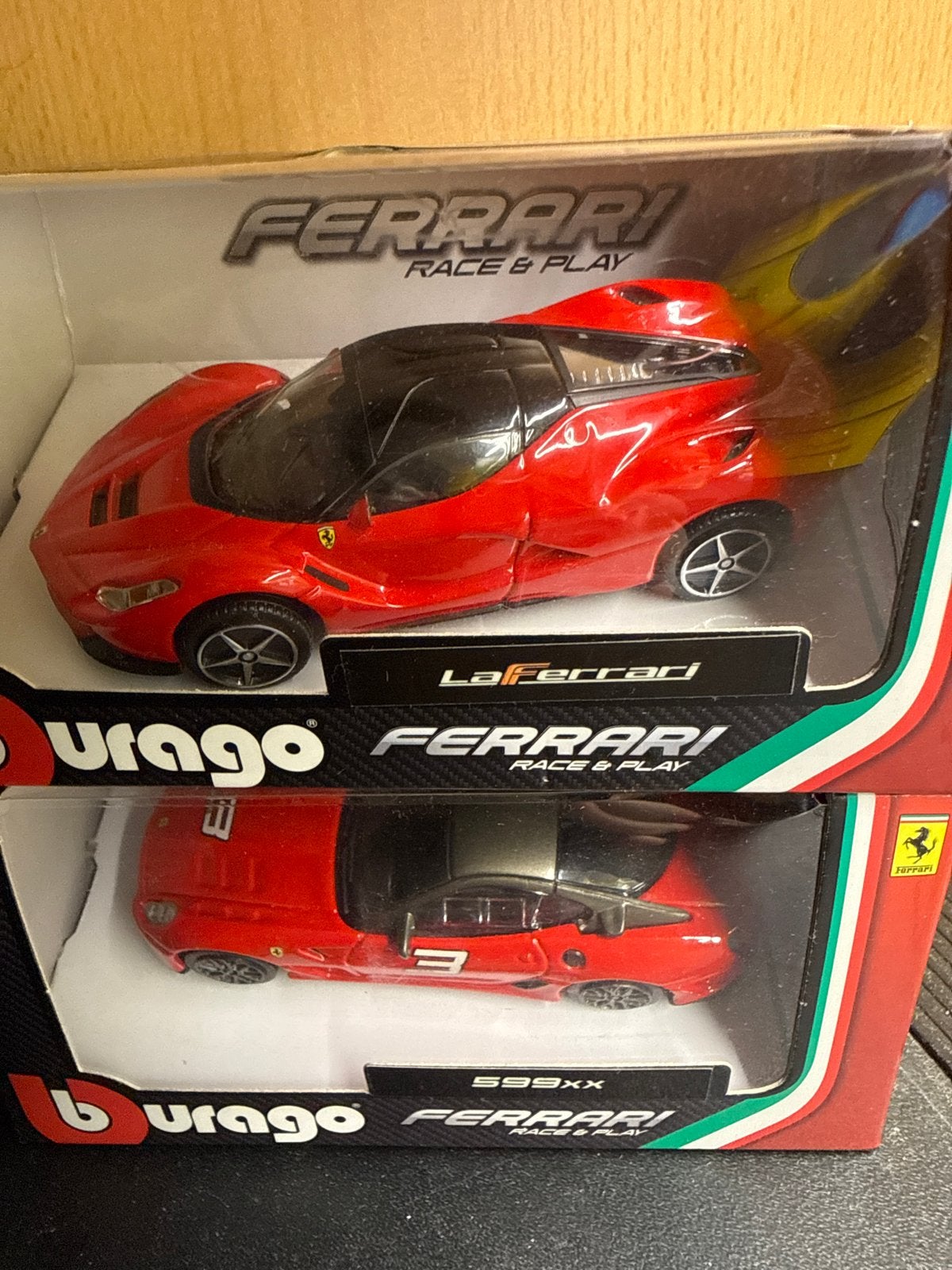 Bburago Ferrari Race & Play LaFerrari en 599XX modelauto's, Ophalen of Verzenden, Nieuw, Auto, Overige merken