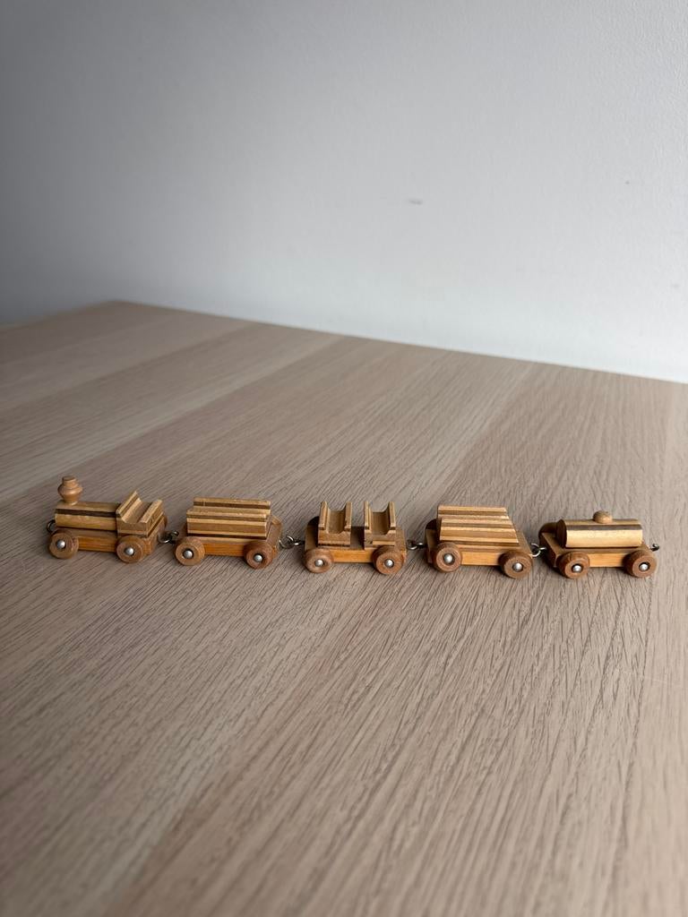 Vintage houten trein speelgoed, Kinderen en Baby's, Speelgoed | Houten speelgoed, Ophalen of Verzenden, Zo goed als nieuw, Duw- of Trekspeelgoed