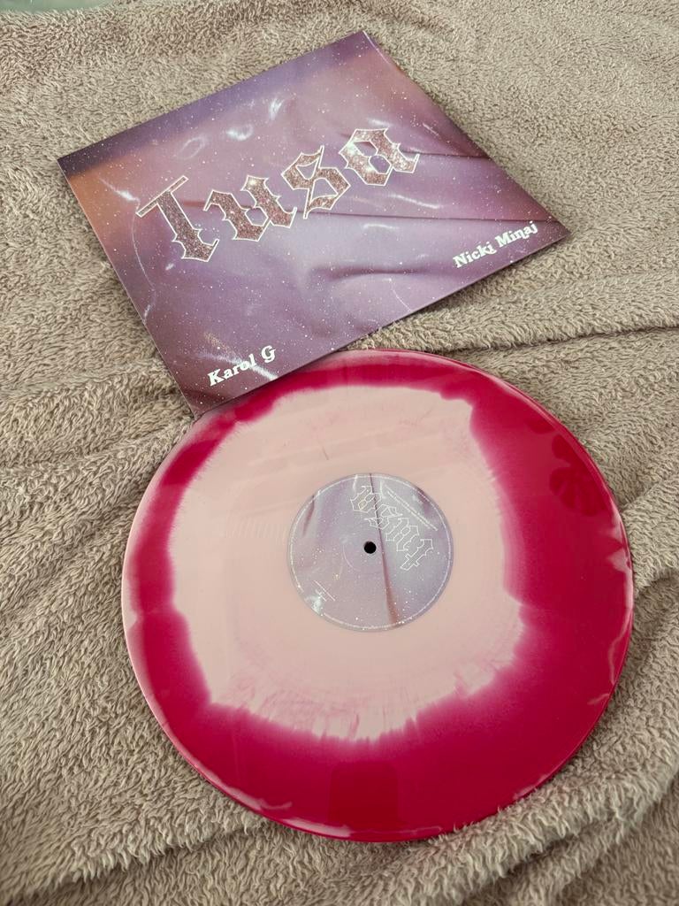 Nicki Minaj Karol G - Tusa RSD Vinyl LP Fucchia Roze, Ophalen of Verzenden, Zo goed als nieuw, 12 inch, Colored vinyl