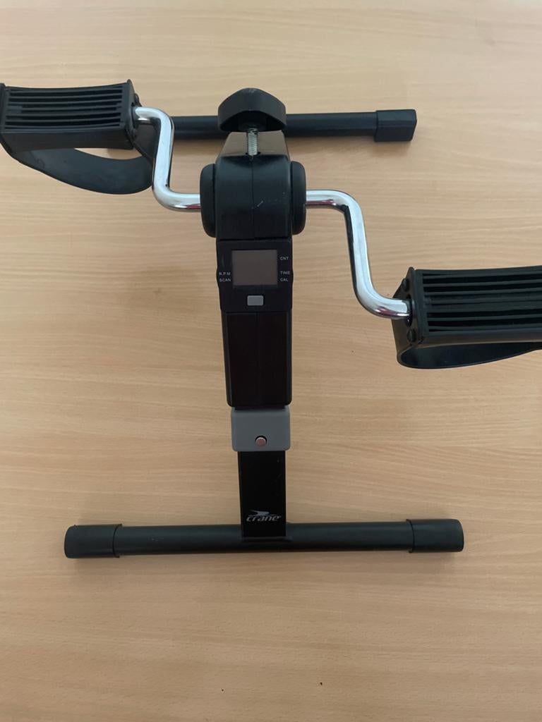 Mini Hometrainer - Fietstrainer voor Thuis, Sport en Fitness, Fitnessmaterialen, Ophalen, Gebruikt, Armen, Overige typen