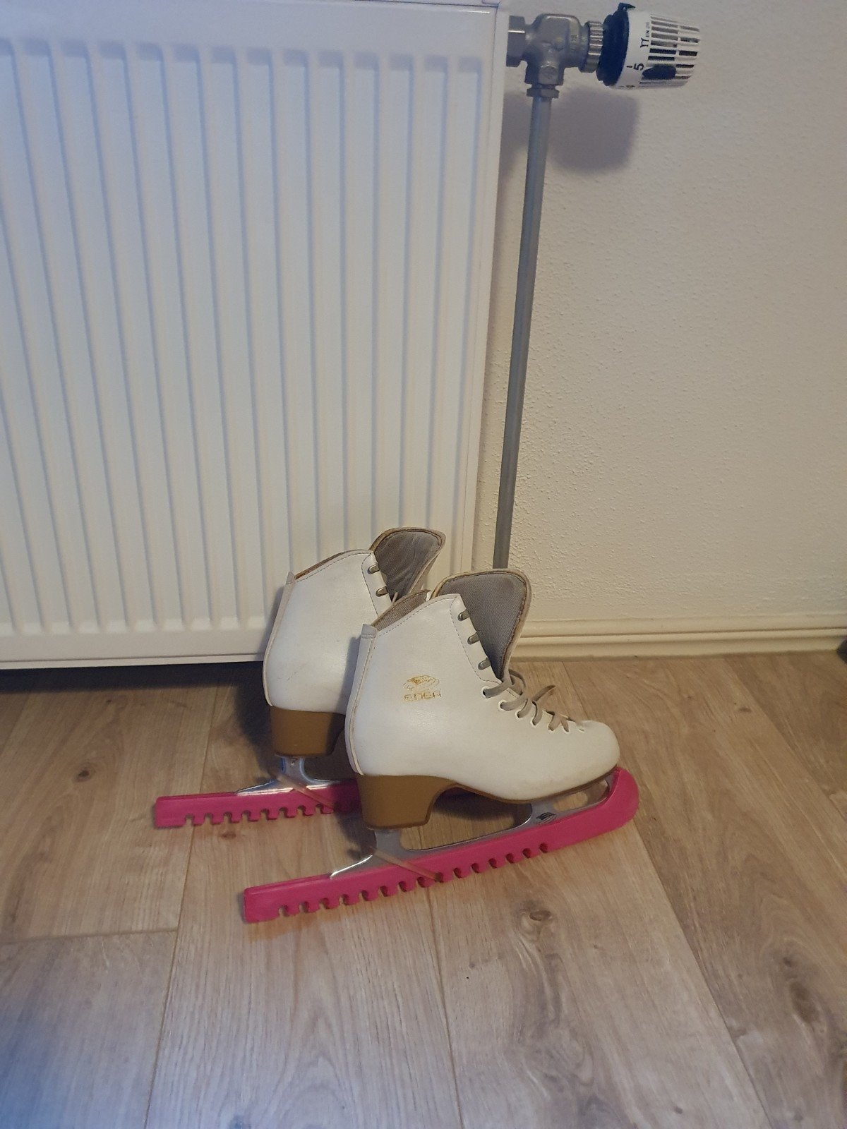 Edea Tempo kunstschaatsen maat 235, Sport en Fitness, Ophalen of Verzenden, Gebruikt, Kunstschaatsen, Overige merken