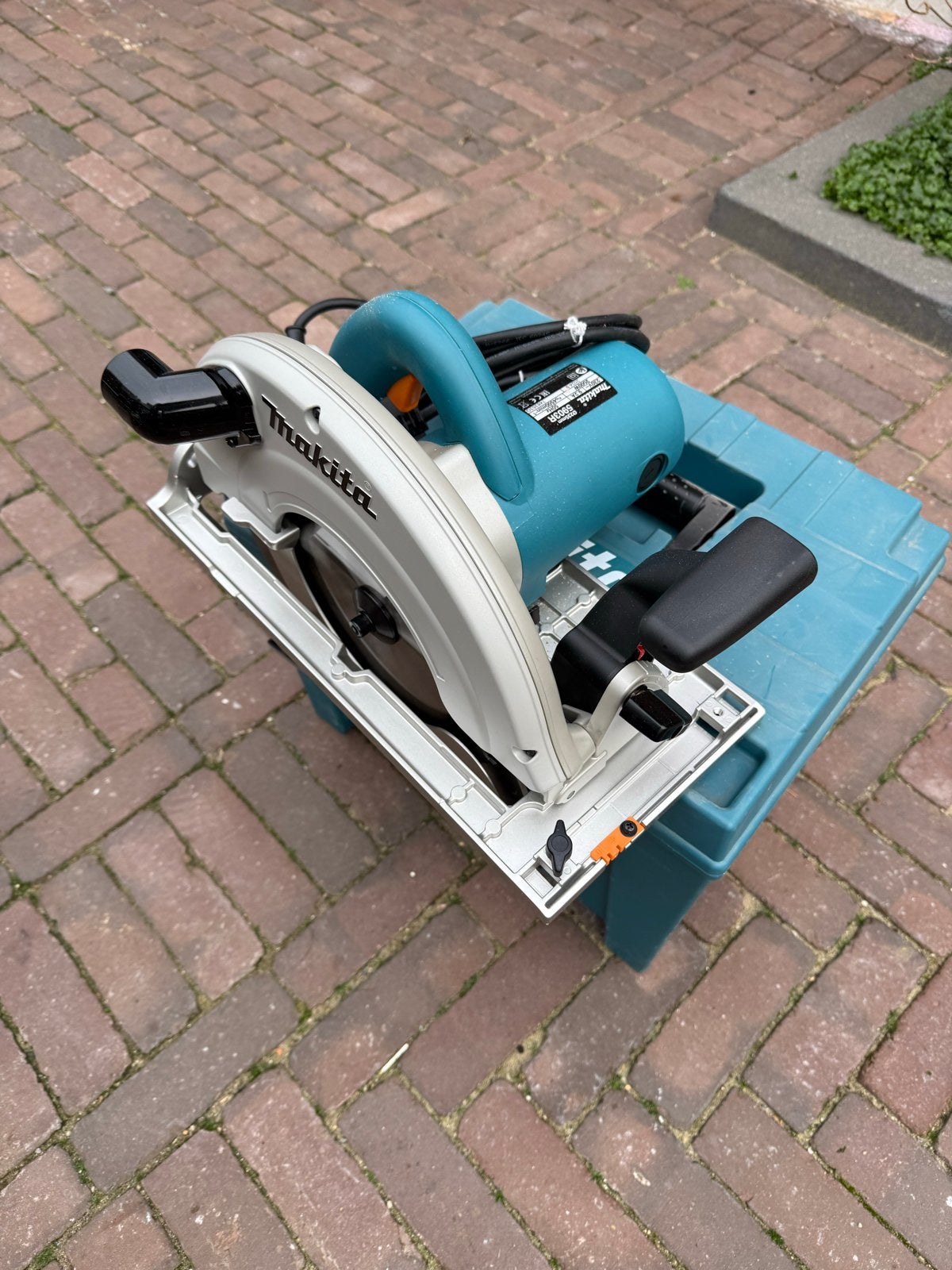 Makita 5903RK Cirkelzaag 235mm in koffer