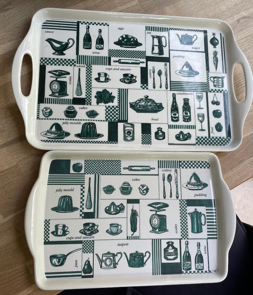 Set van 2 Vintage Melamine Dienbladen – Retro  Keuken Design, Ophalen of Verzenden, Overige materialen, Overige stijlen, Schaal of Schalen