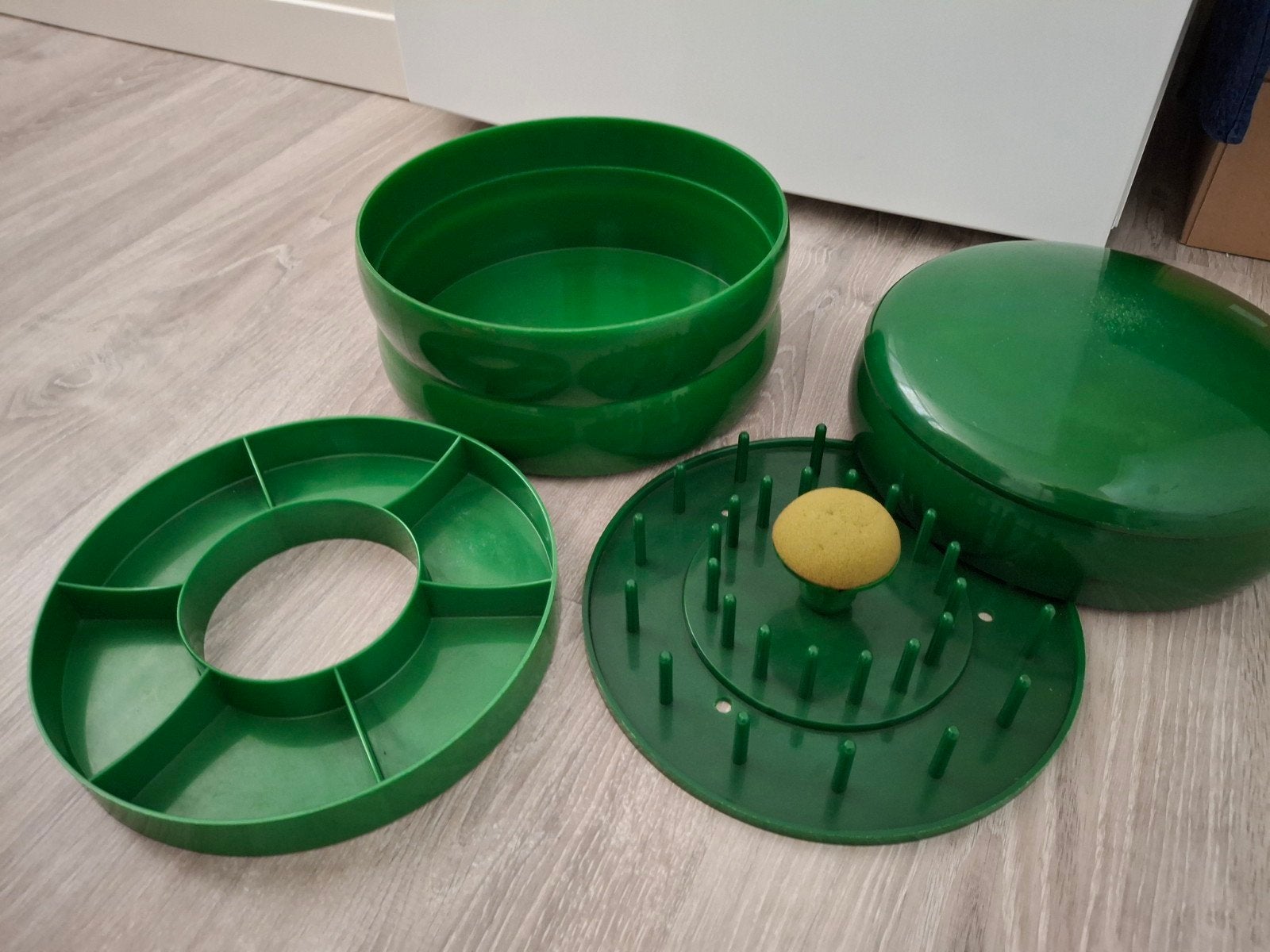 vintage ronde naaidoos 'space age' groen compleet, Ophalen of Verzenden, Gebruikt