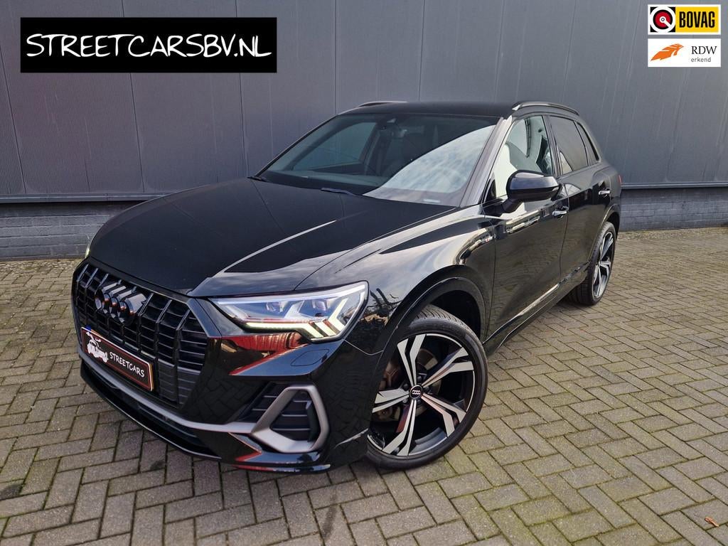 Audi Q3 40 TFSI Quattro Pro Line S /Virtual Cockpit /ACC /Ma, 12 maanden, Gebruikt, Leder en Stof, Zwart