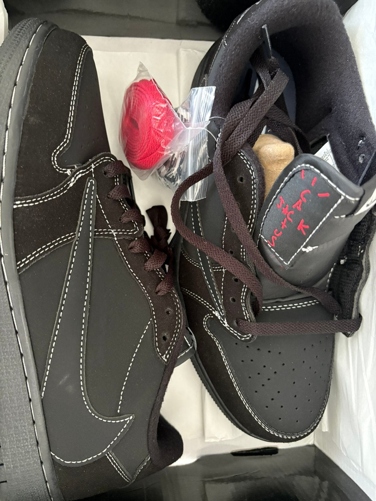 Travis Scott Nikes, Kleding | Heren, Schoenen, Ophalen of Verzenden, Nieuw